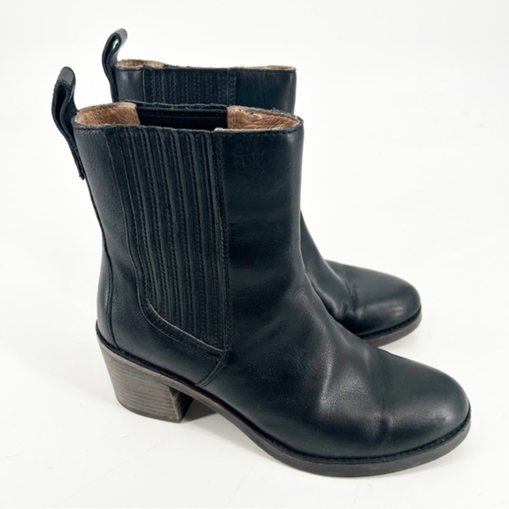 UGG‎ Camden Chelsea ankle black stacked heel leather boots size 8.5
